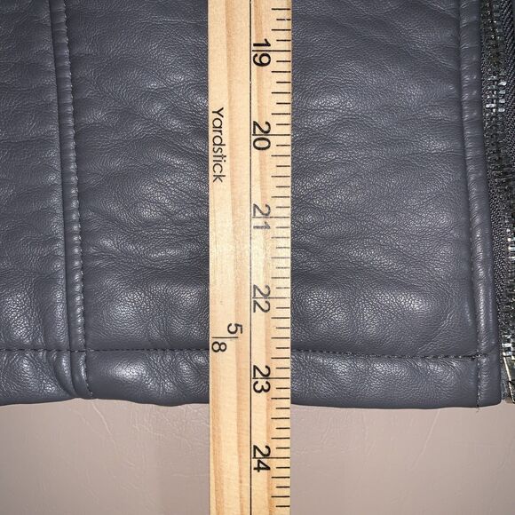 Blanc Noir Women’s Faux Leather Vest Size XL Gray - Picture 5 of 5